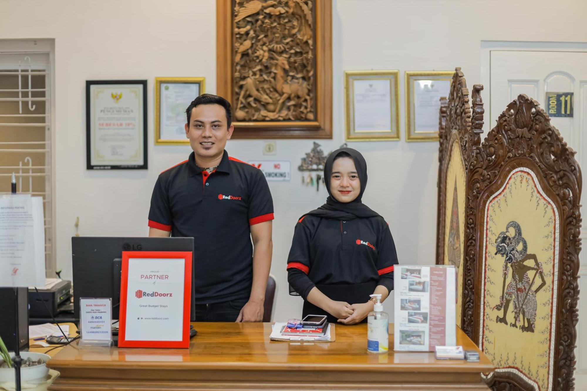 Reddoorz Plus At Swun Stay Raya Langsep Malang Exterior foto
